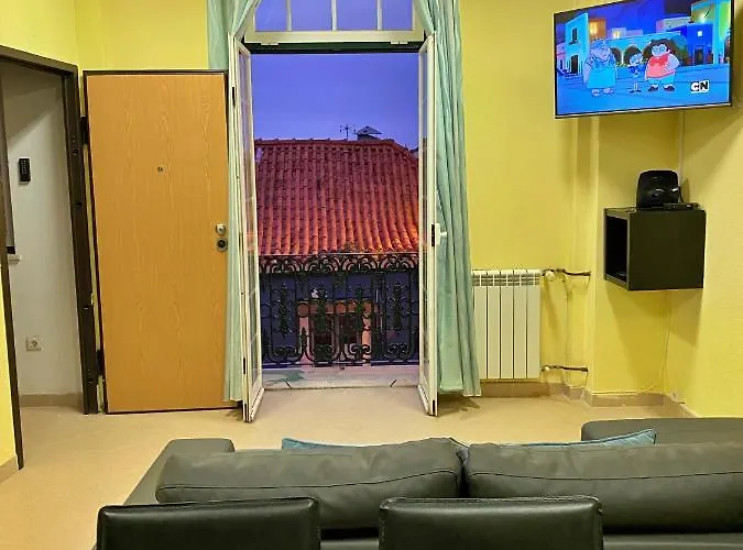 Duplex With Pool 25 Min From Lisbon *